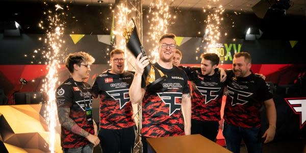 FaZe Clan: le loro azioni valgono così poco che Wall Street sta pensando di rimuovere il titolo
